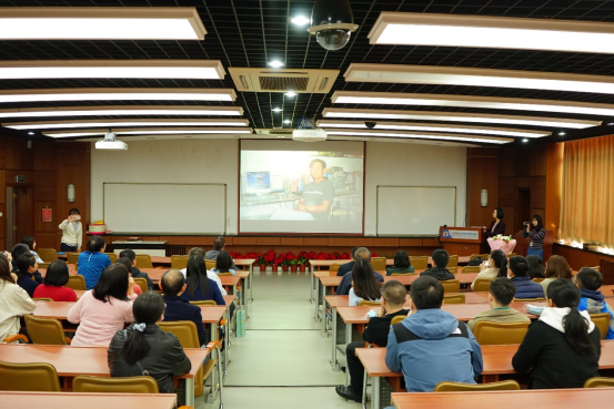 荣休送祝福,情谊暖人心——探花视频
举办崔建双老师荣休仪式33.png